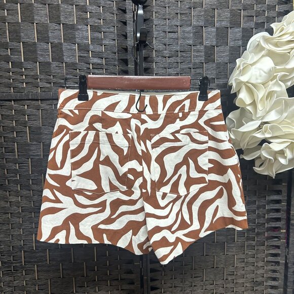Spanx High Waisted Zebra Print Shorts Size Small - Picture 7 of 7